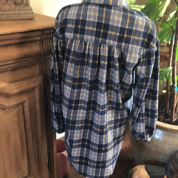 Soft Feminine Flannel Shirt - Picture 6 of 8